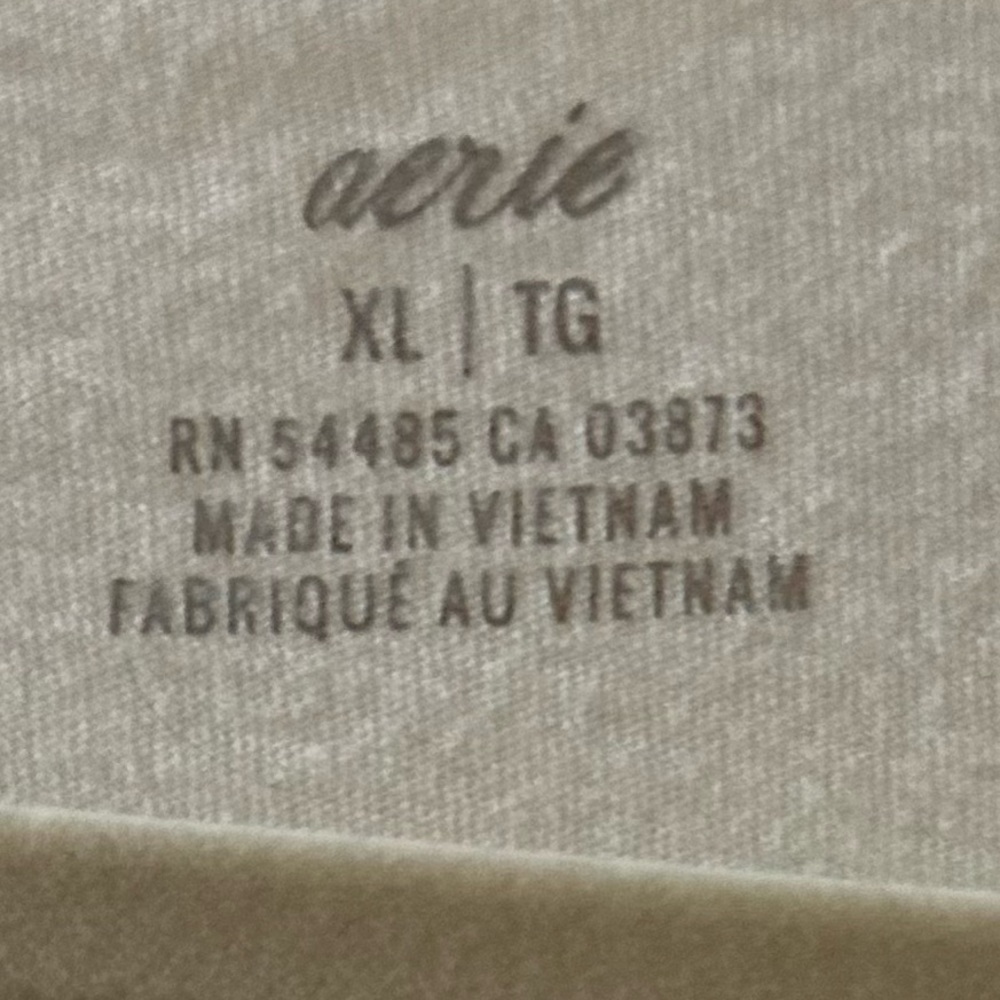 Aerie Oversized Real Soft Tee Distressed white XL - Picture 3 of 5